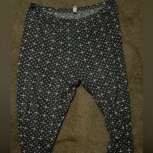 heart leggings